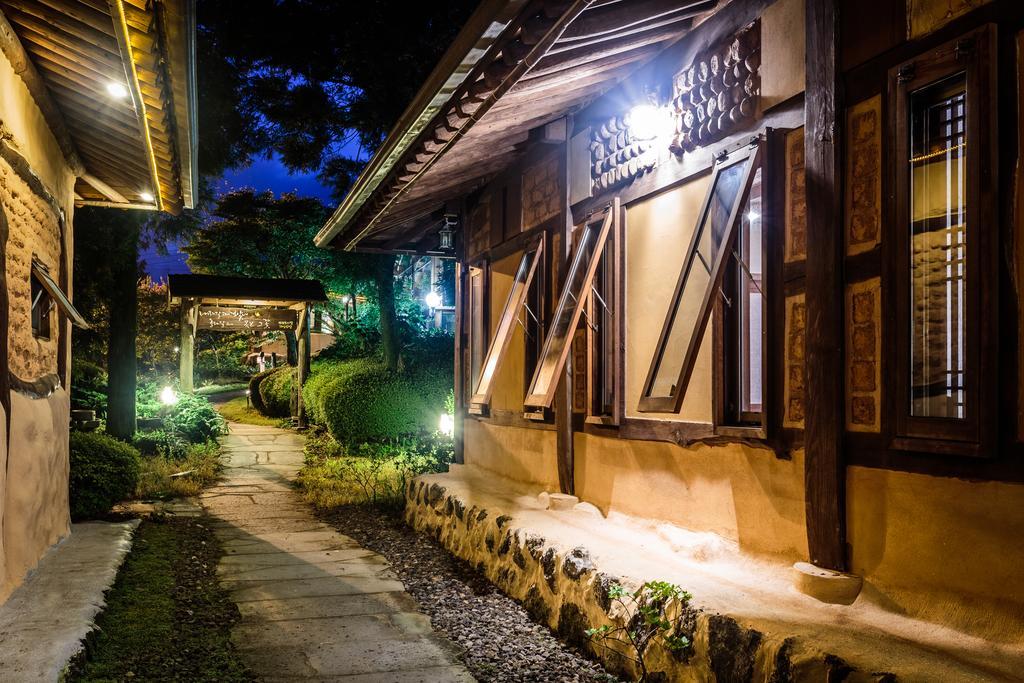 Kasan Tobang Hostel Szogüpho Kültér fotó